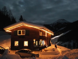 Chalet | Exterior