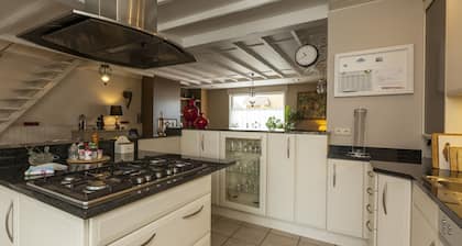 Vintage Villa in Knokke-Heist near Beach
