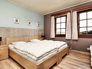 House | 5 bedrooms, individually furnished, bed sheets - Durbuy Hillside Family Villa (Durbuy)