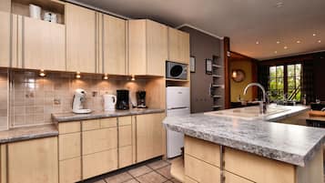 Rumah | Dapur pribadi | Lemari es