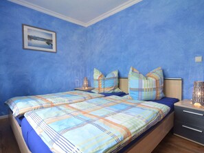 4 bedrooms, individually furnished, bed sheets - Cosy Holiday Home With Sauna, Terrace (Buetgenbach)