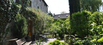 우아한 숙소, 콤블랭-페이론