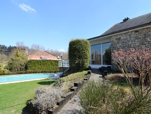 House | Exterior - Spacious Home With Garden (Waimes)