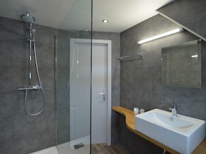 House | Bathroom