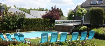 Spacious Home With Garden