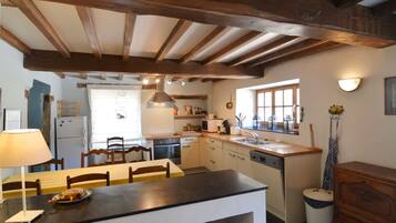 Cottage | Private kitchen | Stovetop