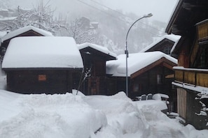 Chalet | Exterior