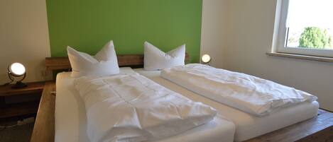 House | 3 bedrooms, bed sheets