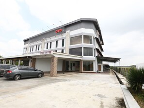 Exterior - OYO 89888 Dz Residence Guest House (Kota Bharu)