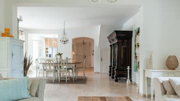 Villa | Living room