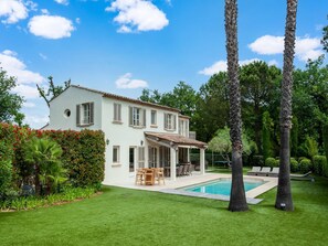 Villa | Exterior - Beachside Bliss in Gassin (Gassin)