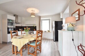 Cottage | Dining - Cottage in Cosqueville Near Normandy Coast (Vicq-sur-Mer)