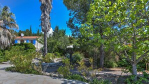 Unclassified image, 3 of 40, button - Alluring Villa in Beaufort With Swimming Pool (Beaufort)