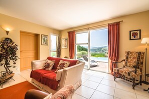 Vila | Sala de estar