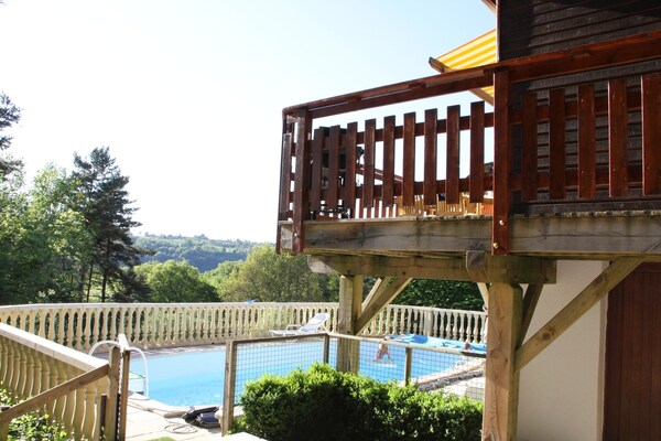 Poolside Bliss Near Lake - Cantal