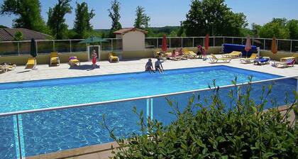 Alluring Villa in Ăcuras With Fenced Garden
