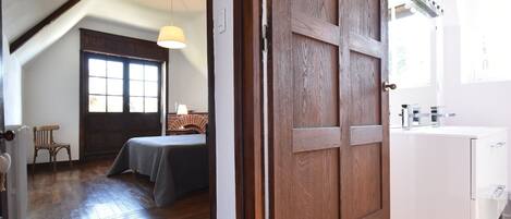 House | Room amenity