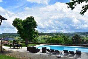 House | View from property - Elegant Mansion Stay in Belves (Pays-de-Belves)