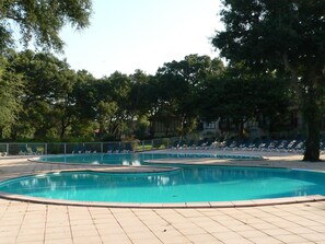 Outdoor pool - Lovely Apartment With Swimming Pool, Private Terrace,parking (Moliets-et-Maa)
