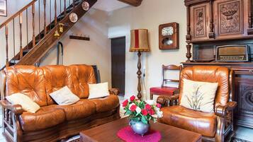 House | Living room