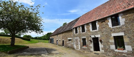 House | Exterior