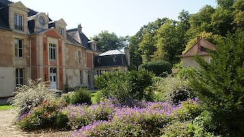 House | Exterior
