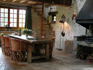 Dining - Quaint Holiday Home With Private Pool in Burgundy France (Preporche)