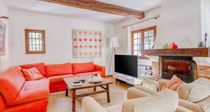 Villa With Guest Accommodation and Heated Pool in Sainte Maxime