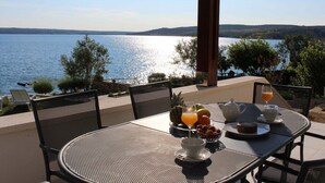 Unclassified image, 2 of 21, button - Unique Beach House With Beautiful Garden and Covered Terrace Offering sea Views (Jasenice)