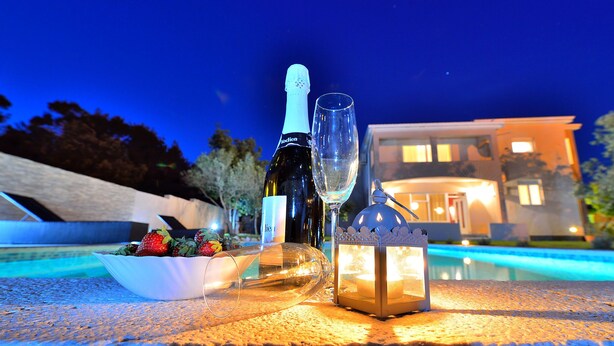 Unclassified image, 1 of 33, button - Lovely Villa in Vir With Swimming Pool (Vir)