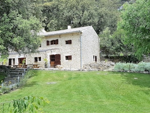 Exterior - 18th Century Country House on Beautiful Private Domain of 8 ha With Private Pool (Bollene)