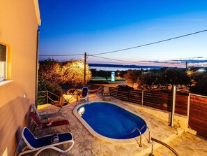 House | Pool | Indoor pool, outdoor pool - Holiday Home in Jasenice With Garden (Jasenice)