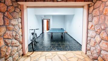House | Games room