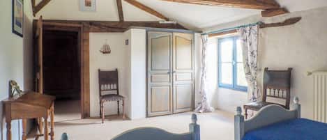 House | Room amenity