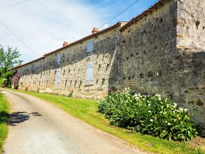 Exterior - Holiday Home Saint-laurent Pool Retreat (Saint-Laurent-de-la-Salle)