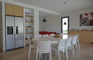 Villa | Tempat makan