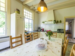 House | Private kitchen