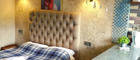 3 عدّة غرف نوم وواي فاي مجانًا وملاءات أسرّة