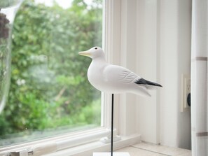 2 Schlafzimmer, individuell eingerichtet, Bettwäsche