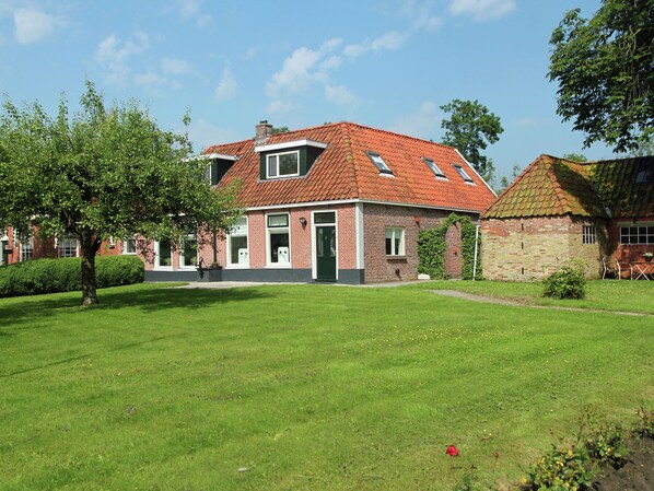 House | Exterior - House in Jelsum near Leeuwarden (Jelsum)