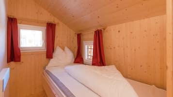 Chalet | 3 bedrooms, individually furnished