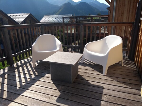 Chalet | Balcony - Chalet in Hohentauern Near Ski Lift (Hohentauern)