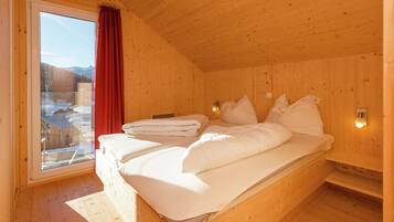 Chalet | 3 bedrooms, individually furnished