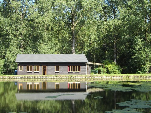 Retreat With Ponds, Braibant