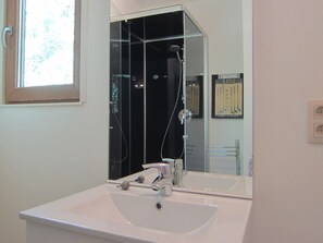 House | Bathroom - Retreat With Ponds, Braibant (Ciney)