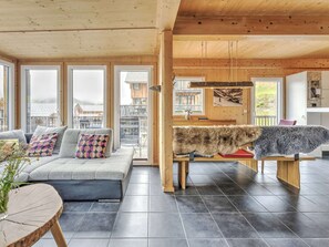 Living area - Cozy Chalet in Hohentauern near Forest (Hohentauern)
