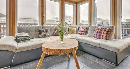 Cozy Chalet in Hohentauern near Forest