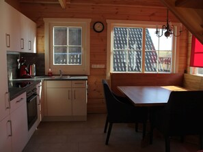 Ferienhaus | Eigene Küche | Hochstuhl