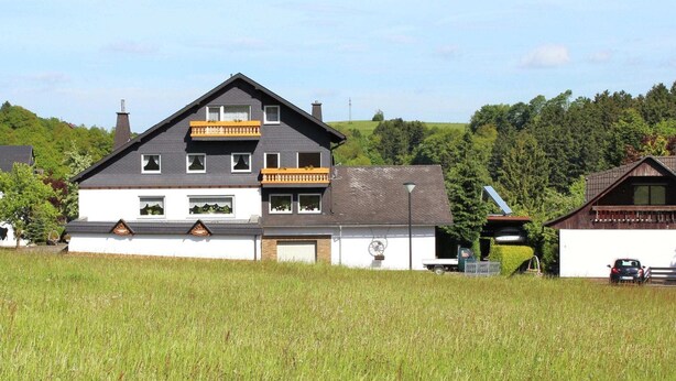 Exterior - Quaint Apartment With Balcony, Garden, Bbq, Bicycles (Hallenberg)