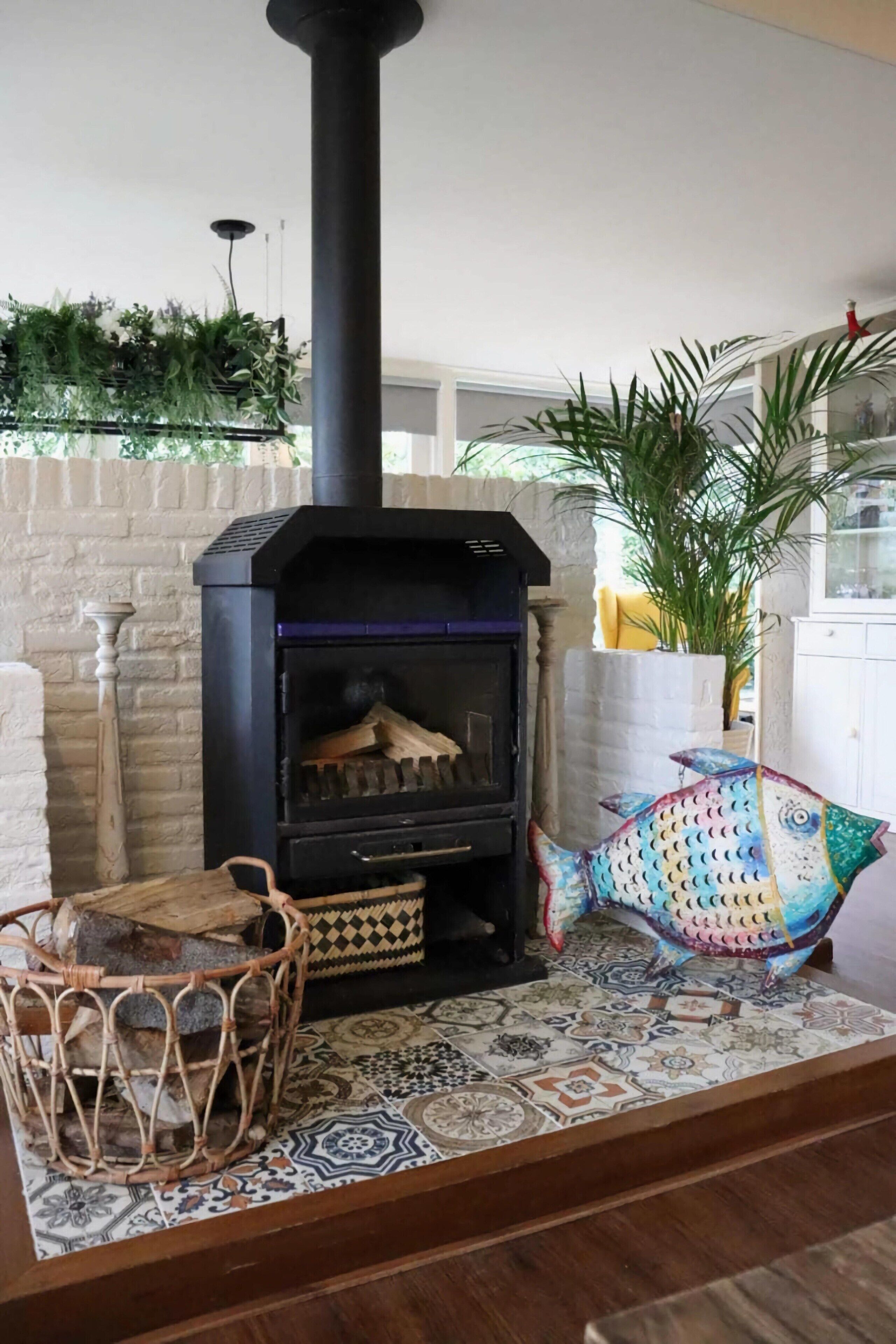 單棟房屋 | 客廳 | 壁爐